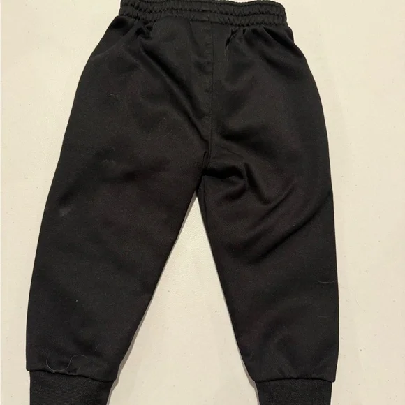 Nike Red Hoodie and Black Jogger Sweatpants Set - Kids - Picture 6 of 7